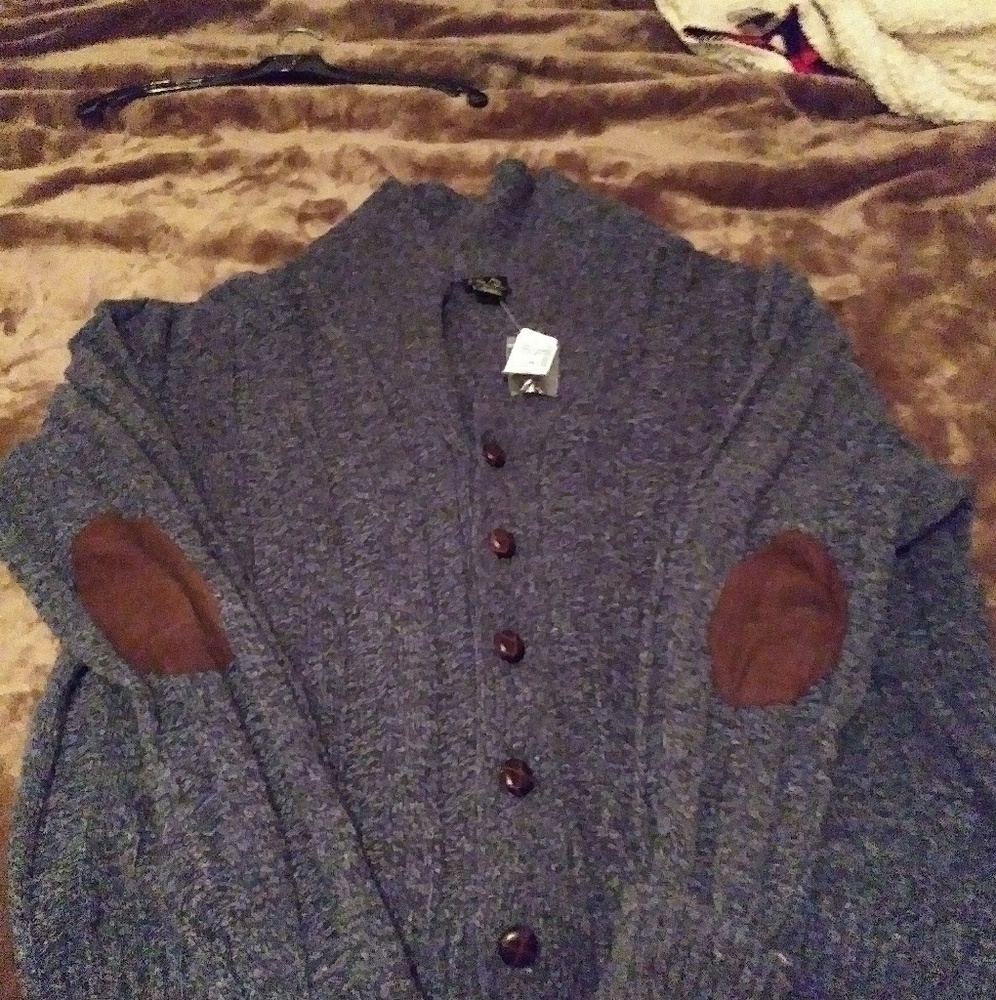 XL sweater